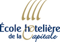 Plusieurs élèves ayant suivi les cours de perfectionnement de l'École hôtelière de la Capitale